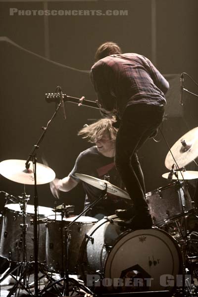 BLACK BOX REVELATION - 2009-04-03 - PARIS - Le Bataclan - 
